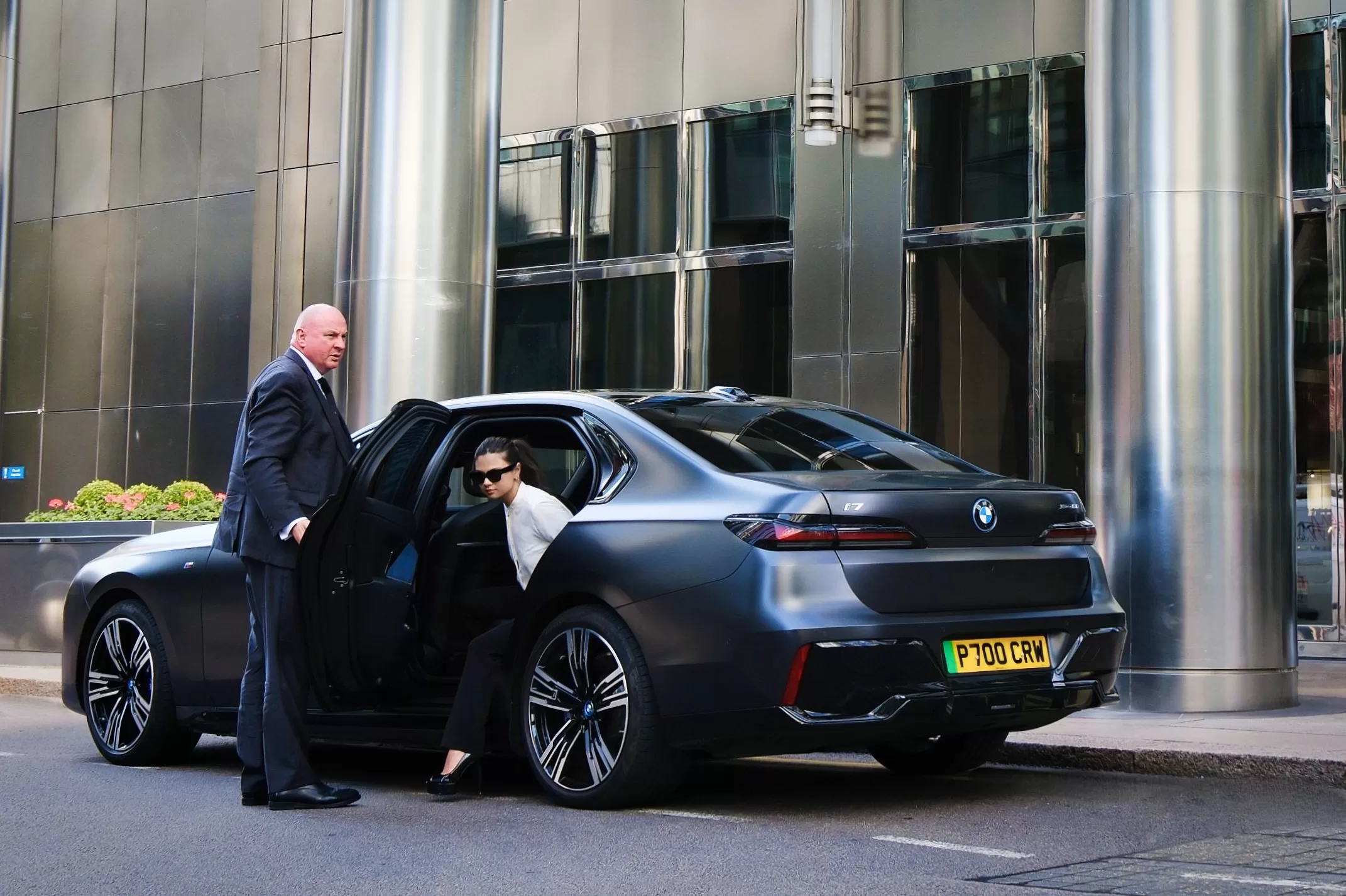 Crawfords Chauffeur Services picking up passenger Kelly Fountain from Canary Wharf in London
